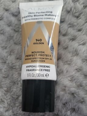 New Almay Skin Perfecting Healthy Biome Makeup - 140 Golden